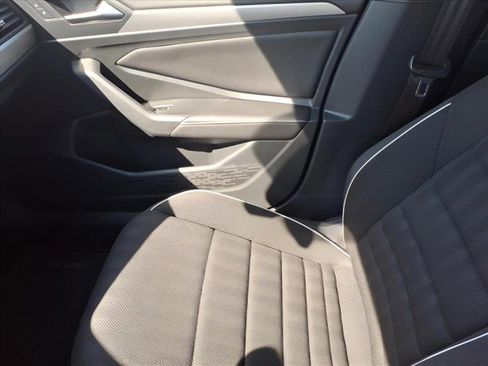 Certified 2023 Volkswagen Jetta Sport image 24