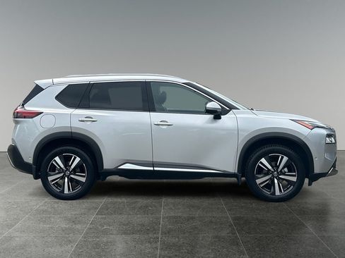 Used 2021 Nissan Rogue Platinum AWD/4WD image 11
