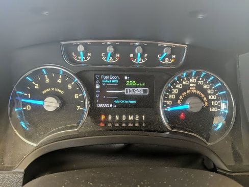 Used 2014 Ford F150 King Ranch w/ King Ranch Luxury Package image 25