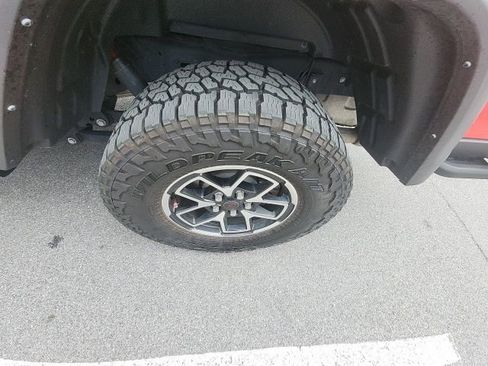 Used 2024 Jeep Gladiator Rubicon image 5