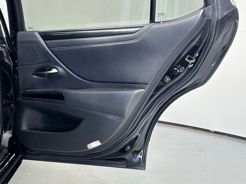 Used 2022 Lexus ES 350 350 w/ Accessory Package image 12