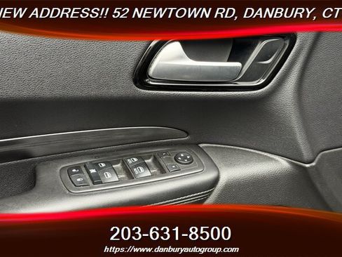 Used 2021 Dodge Durango SXT AWD/4WD image 12