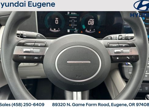 Used 2025 Hyundai Tucson SE image 28