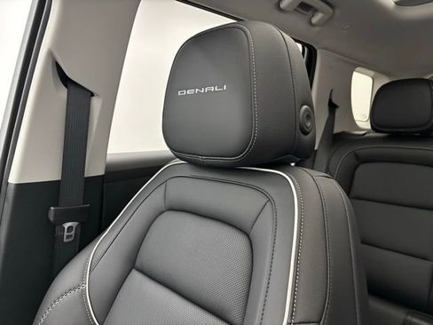 New 2026 GMC Terrain Denali AWD/4WD image 45