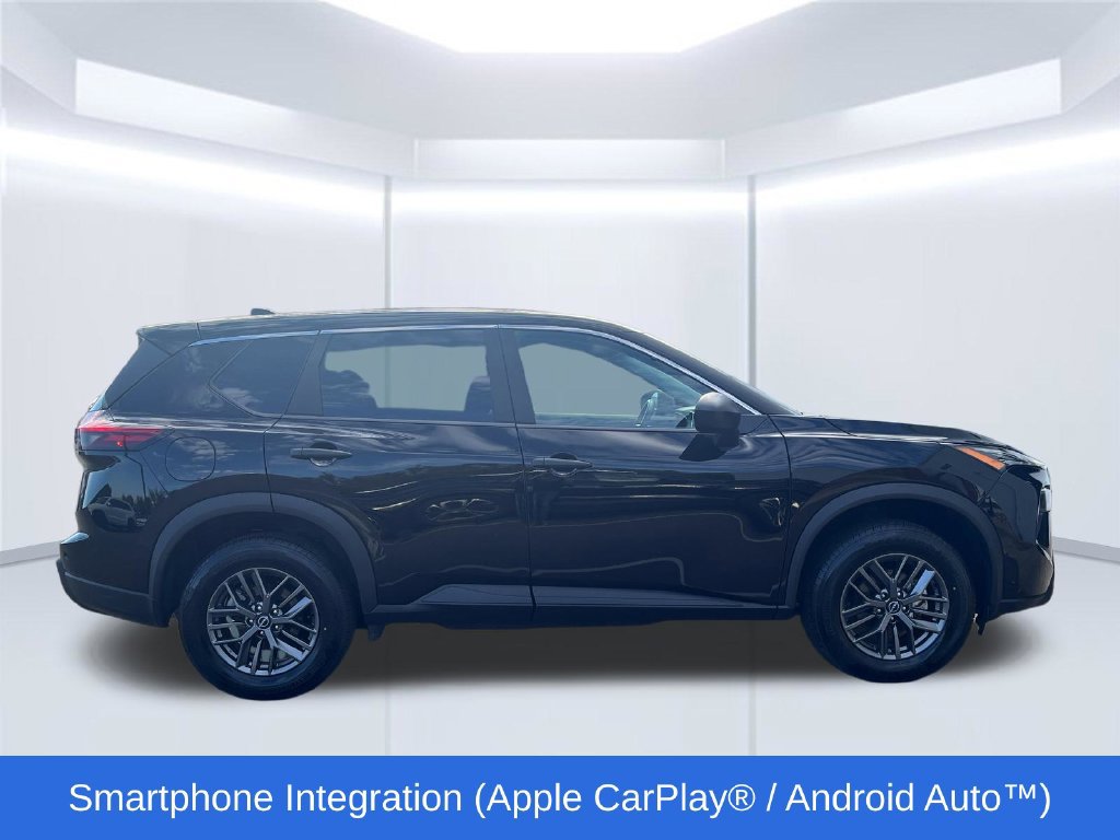 Used 2025 Nissan Rogue S AWD/4WD image 7