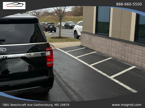 Used 2018 Ford Expedition XL w/ Fleet Convenience Package AWD/4WD image 15