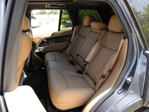 New 2026 Land Rover Range Rover SE AWD/4WD image 47