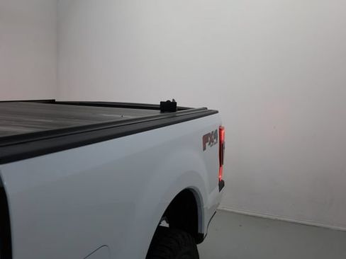 Used 2022 Ford F350 Platinum w/ FX4 Off-Road Package AWD/4WD image 70