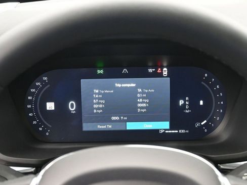 New 2026 Volvo XC60 B5 Plus w/ Climate Package AWD/4WD image 9
