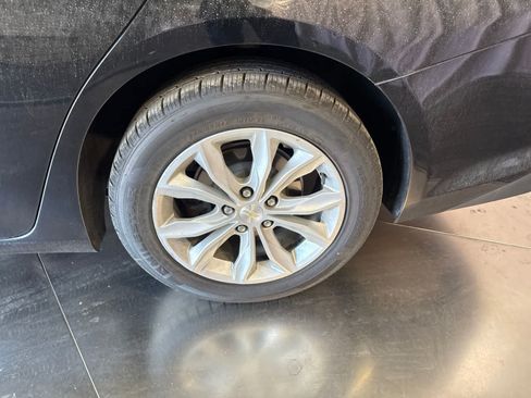 Used 2020 Chevrolet Malibu LT FWD image 10