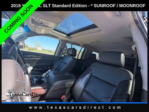 Used 2019 GMC Yukon XL SLT image 7