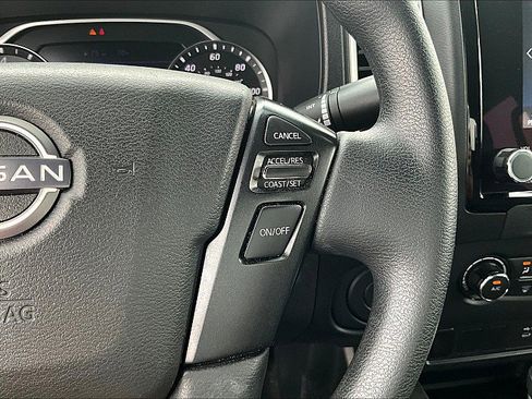 Used 2023 Nissan Frontier SV RWD image 22