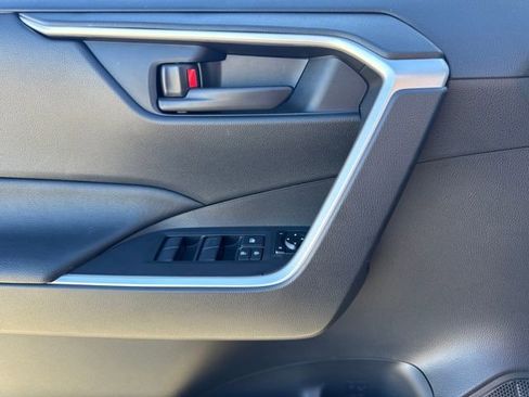 Used 2025 Toyota RAV4 LE image 18