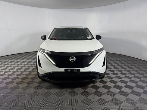 Used 2024 Nissan Ariya FWD image 11