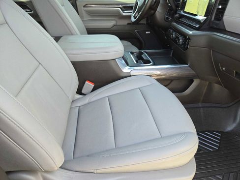 Certified 2024 Chevrolet Silverado 2500 LTZ w/ LTZ Convenience Package image 14