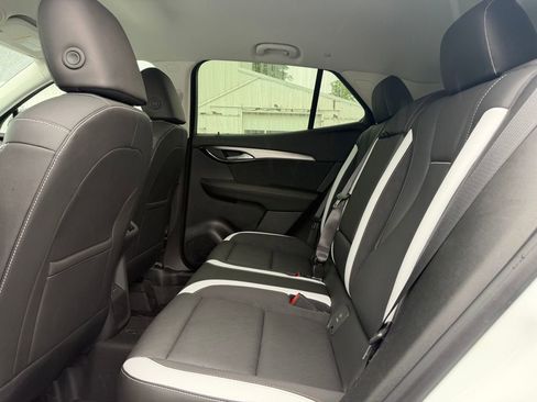 Used 2025 Buick Envision Sport Touring AWD/4WD image 6