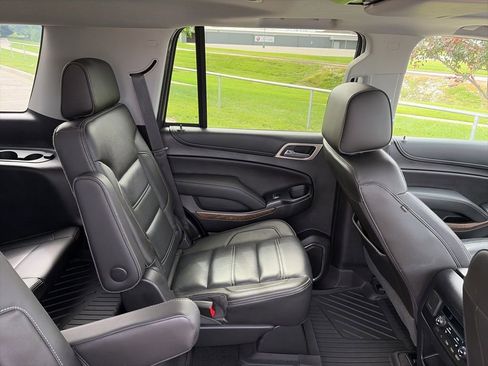 Used 2018 GMC Yukon Denali w/ Denali Ultimate Package AWD/4WD image 41