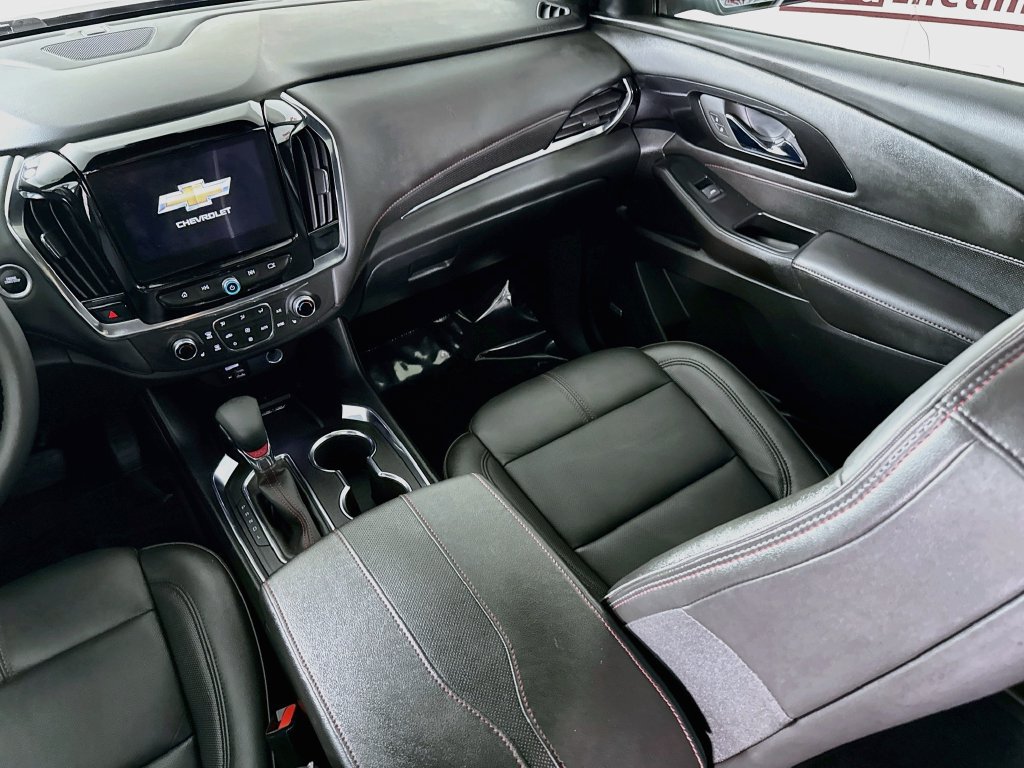 Used 2023 Chevrolet Traverse RS AWD/4WD image 27
