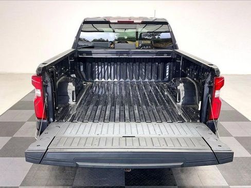 Used 2024 Chevrolet Silverado 1500 LTZ w/ LTZ Convenience Package II AWD/4WD image 27
