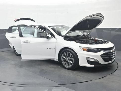 Used 2020 Chevrolet Malibu LT FWD image 35