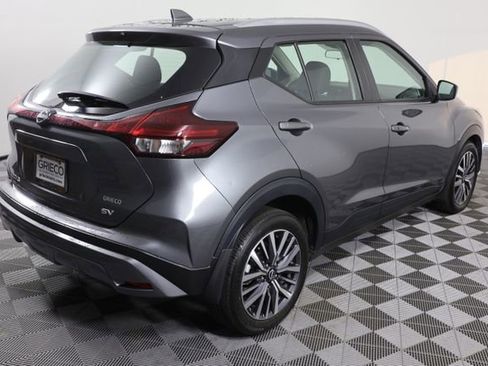 Used 2024 Nissan Kicks SV FWD image 8