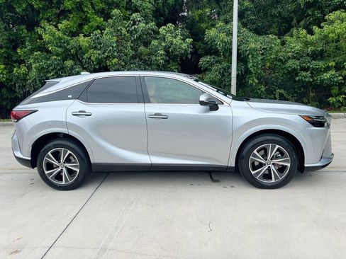 Certified 2025 Lexus RX 350 FWD w/ Technology Package image 8