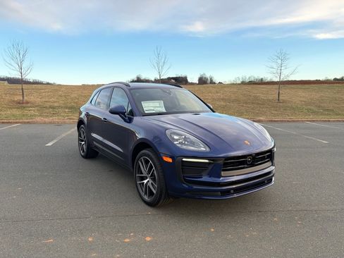 New 2026 Porsche Macan image 9