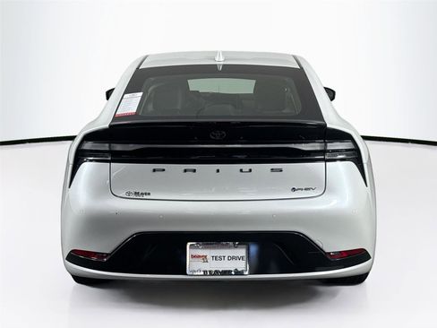 Certified 2025 Toyota Prius Plug-In Hybrid FWD image 11