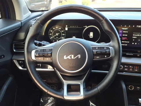 Used 2023 Kia Sportage SX AWD/4WD image 12
