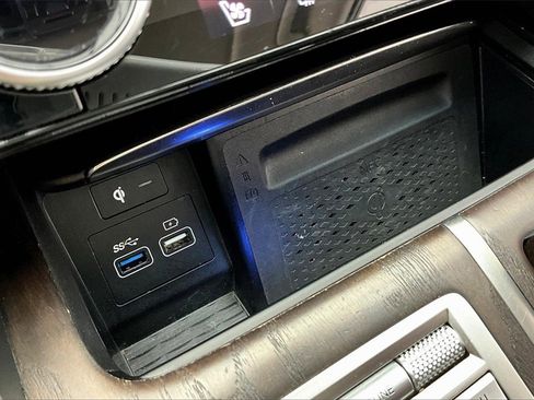 Used 2022 Genesis GV80 3.5T w/ Advanced Package 06 image 32