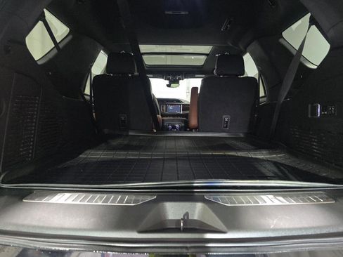 Used 2024 GMC Yukon Denali Ultimate image 14