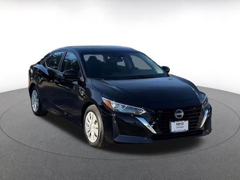 Used 2025 Nissan Sentra S image 3