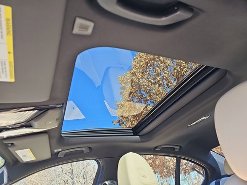 New 2026 BMW 330i Sedan w/ Premium Package image 31