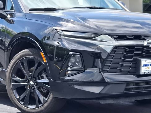 Certified 2021 Chevrolet Blazer RS w/ Enhanced Convenience Package AWD/4WD image 3