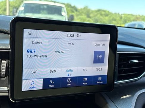 Used 2023 Ford Explorer Timberline w/ Timberline Technology Package AWD/4WD image 16