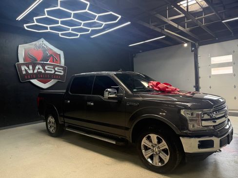 Used 2019 Ford F150 Lariat w/ Equipment Group 502A Luxury AWD/4WD image 10