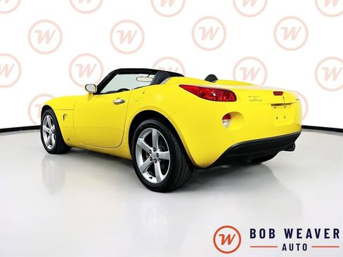 Used 2007 Pontiac Solstice Convertible w/ Premium Package RWD image 5
