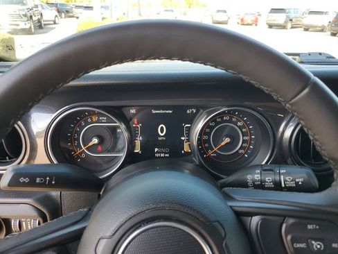 Used 2021 Jeep Wrangler Unlimited Sport AWD/4WD image 15