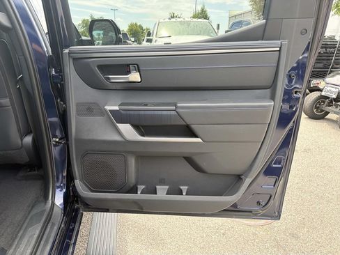 Used 2024 Toyota Tundra Platinum AWD/4WD image 23