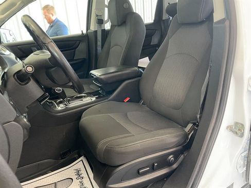 Used 2016 Chevrolet Traverse LT FWD image 17