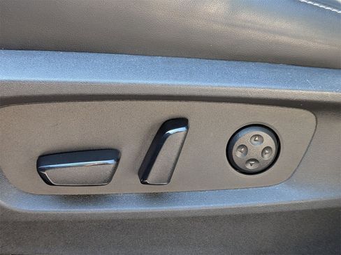 Used 2023 INFINITI QX60 Sensory w/ Vision Package image 16