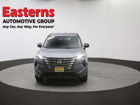 Used 2024 Nissan Rogue S AWD/4WD image 54
