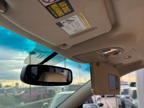 Used 2012 Hyundai Santa Fe Limited image 27