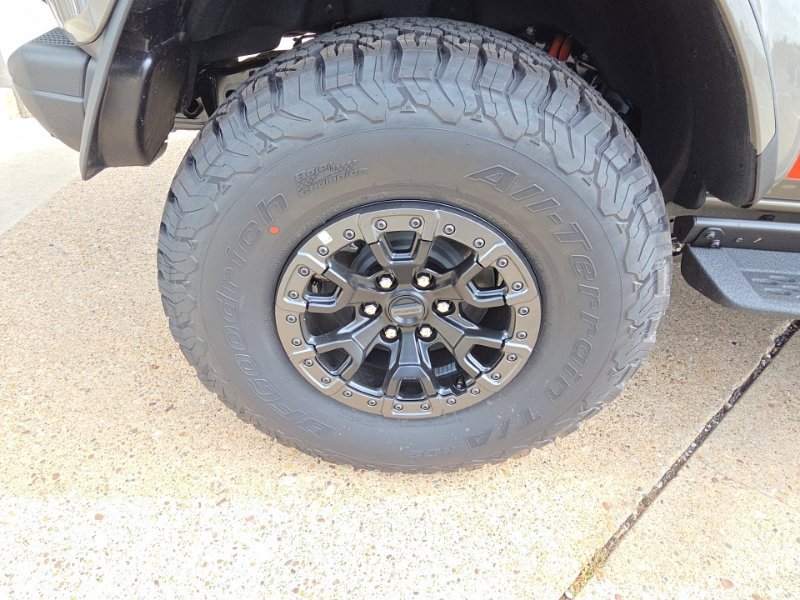 New 2026 Ford Bronco Raptor AWD/4WD image 9