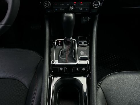 Used 2025 Jeep Compass Trailhawk image 14