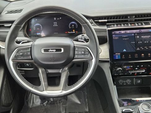 Used 2024 Jeep Grand Cherokee L Limited w/ Luxury Tech Group II AWD/4WD image 27