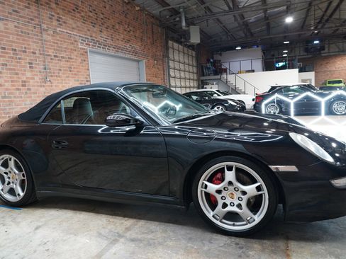 Used 2006 Porsche 911 Carrera 4S image 2