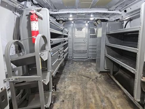 Used 2020 Ford Transit 150 Low Roof RWD image 7