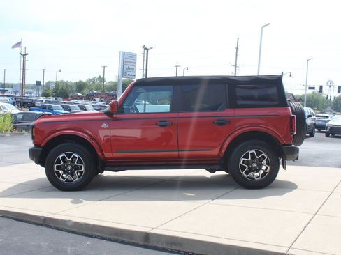 Used 2023 Ford Bronco Outer Banks AWD/4WD image 9