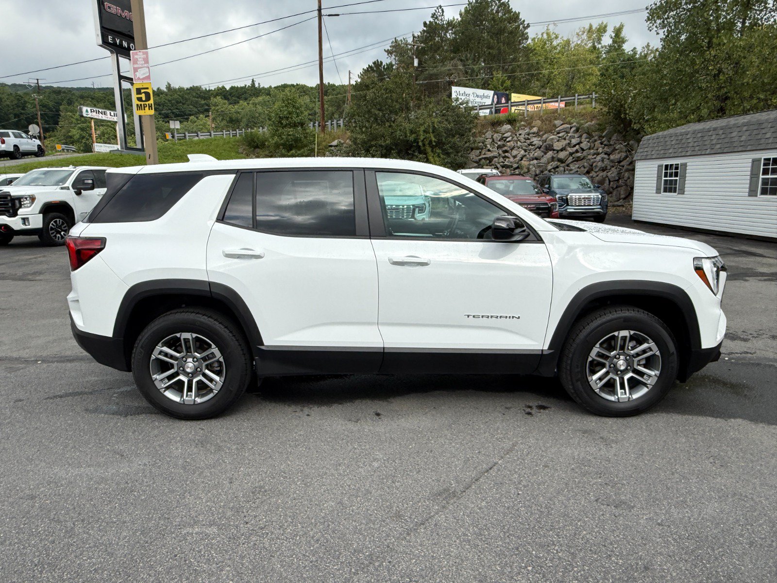 Used 2026 GMC Terrain Elevation AWD/4WD image 6